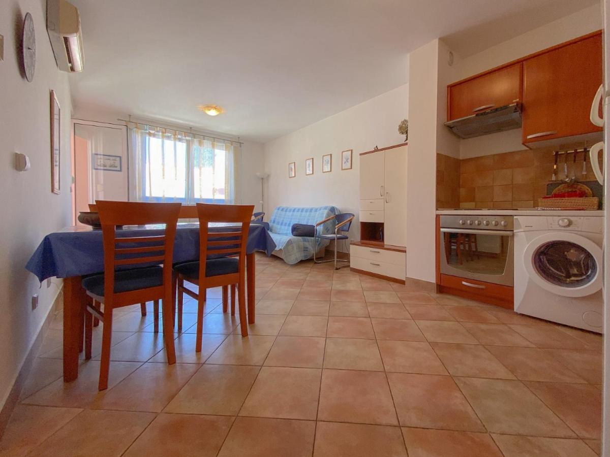 Vesna S Apartment Novigrad Istria Eksteriør bilde