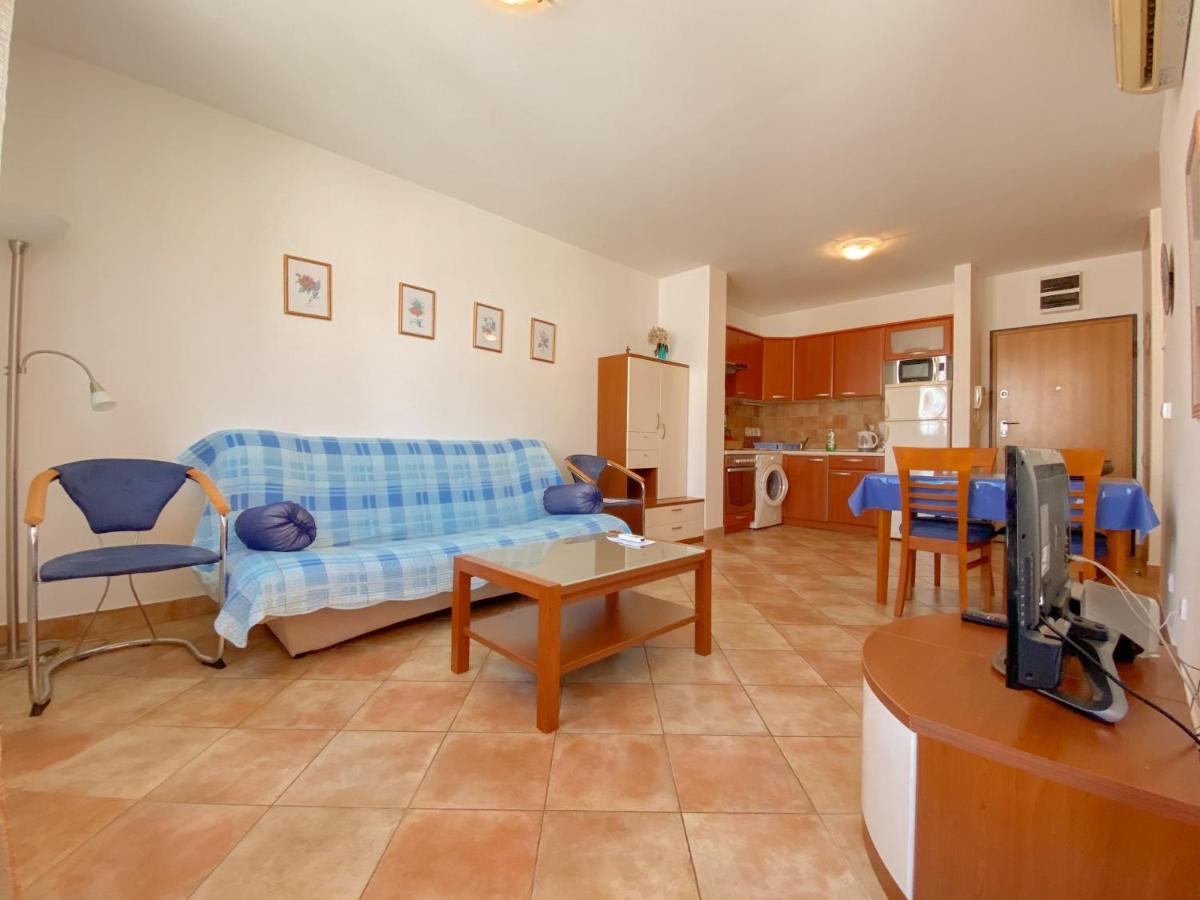 Vesna S Apartment Novigrad Istria Eksteriør bilde